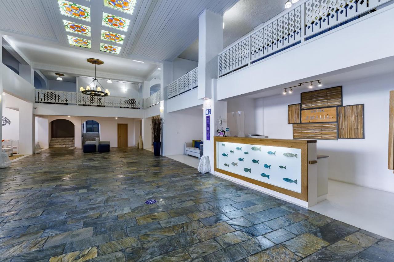 סקופלוס טאון Amalia Hotel מראה חיצוני תמונה