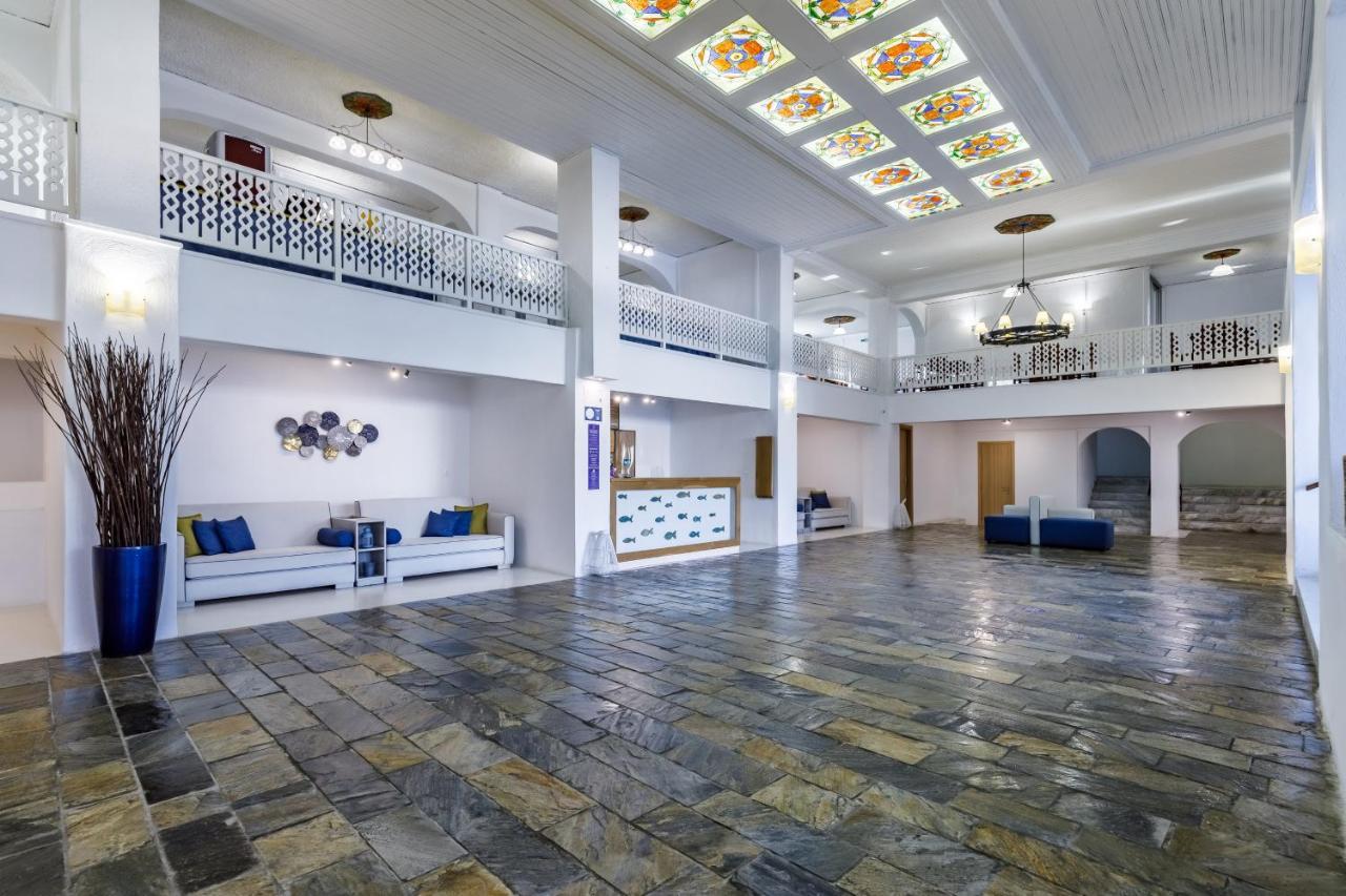 סקופלוס טאון Amalia Hotel מראה חיצוני תמונה