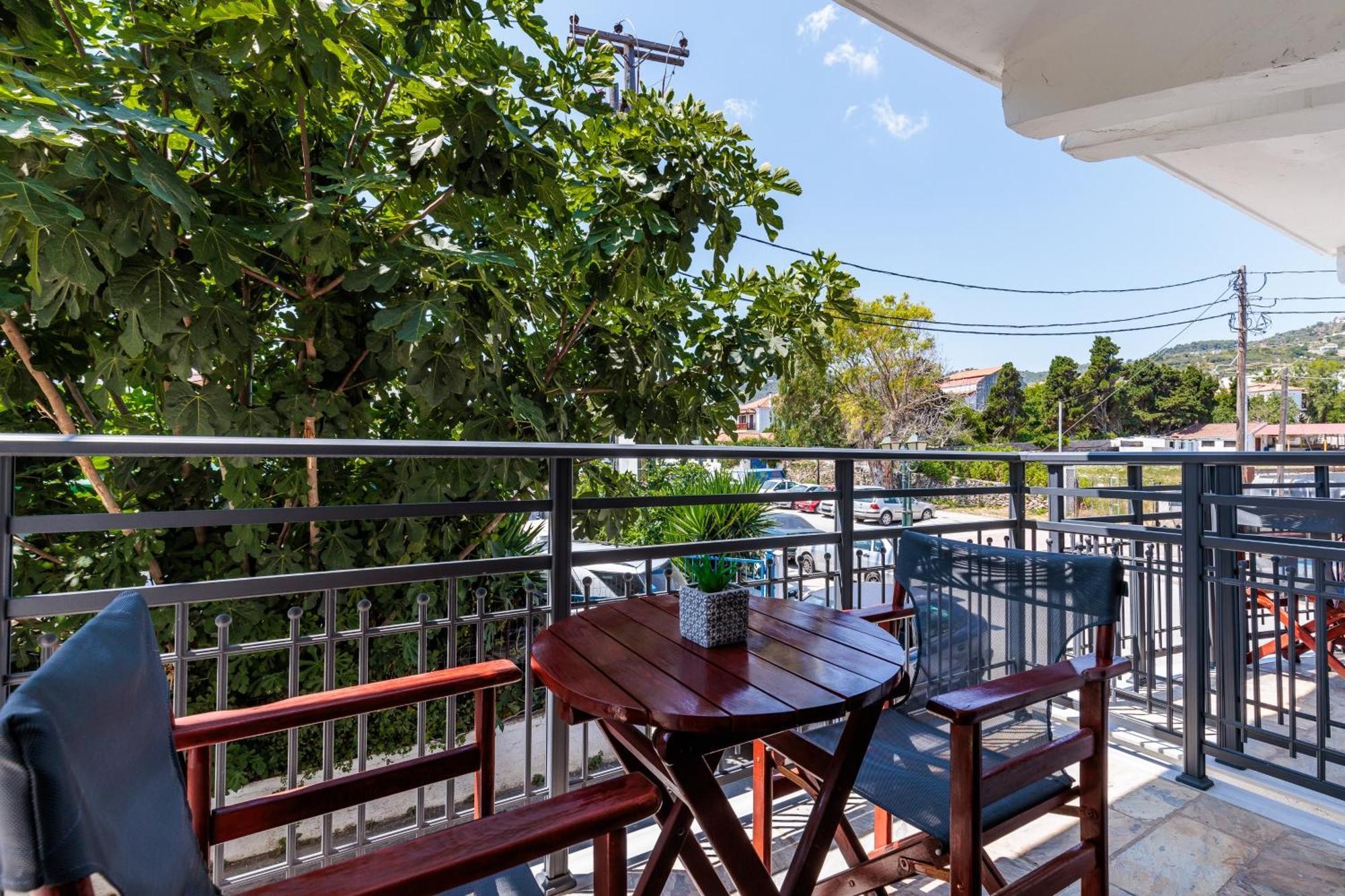 סקופלוס טאון Amalia Hotel מראה חיצוני תמונה