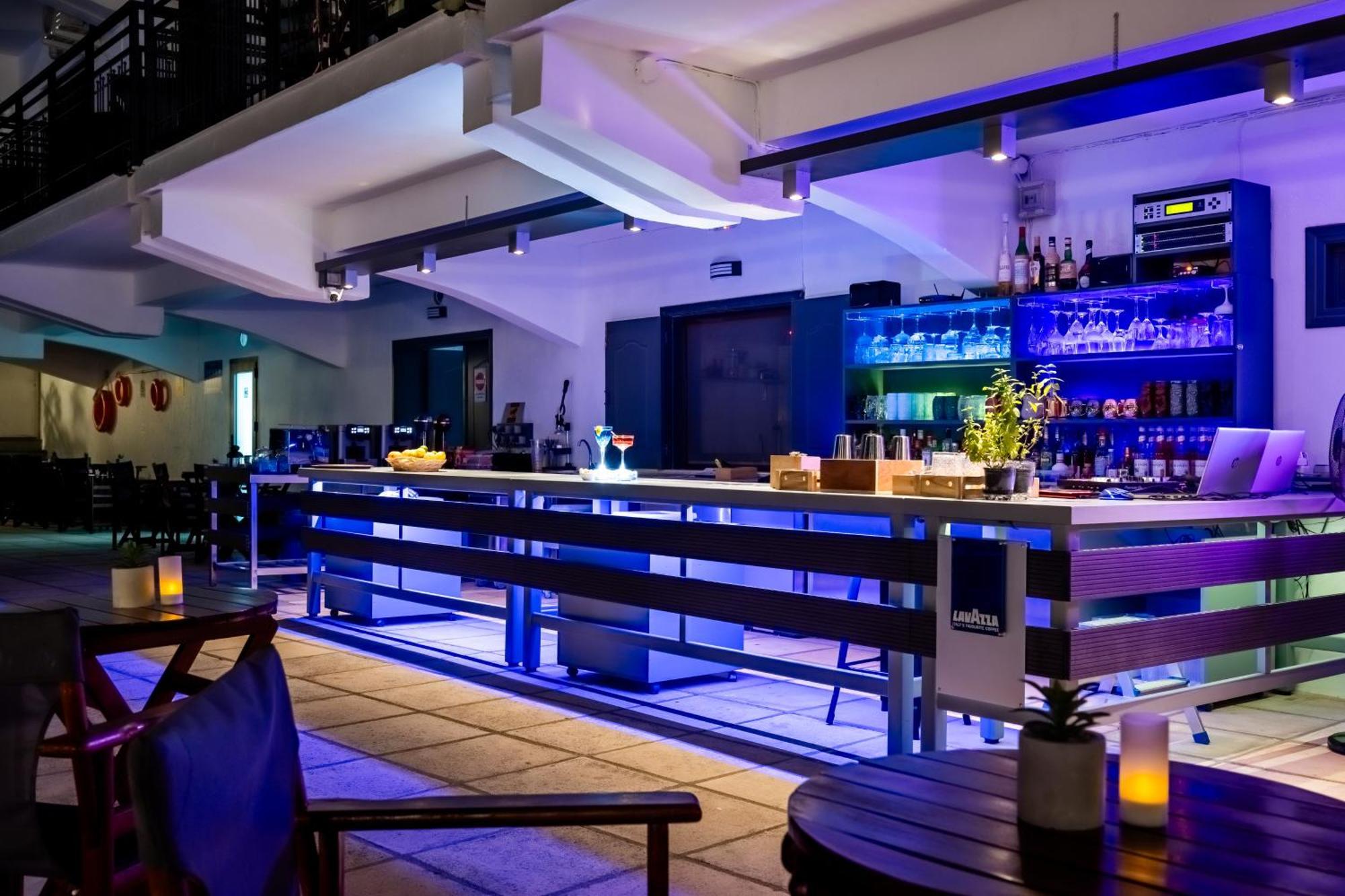 סקופלוס טאון Amalia Hotel מראה חיצוני תמונה