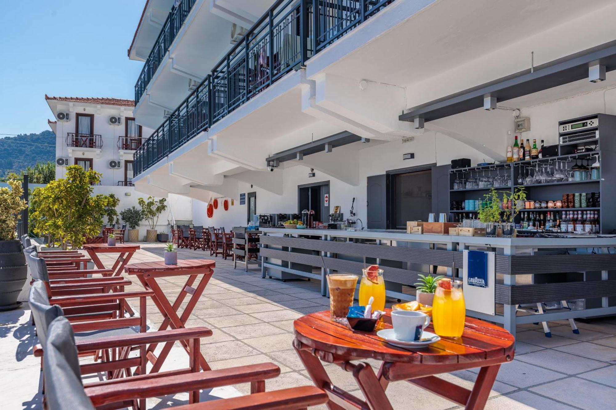 סקופלוס טאון Amalia Hotel מראה חיצוני תמונה
