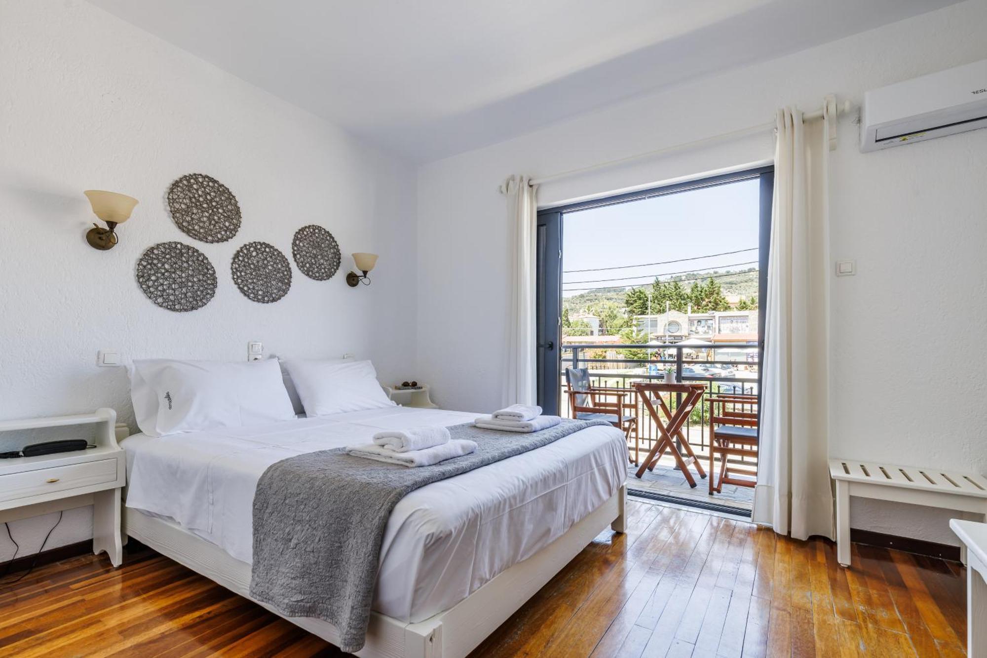 סקופלוס טאון Amalia Hotel מראה חיצוני תמונה