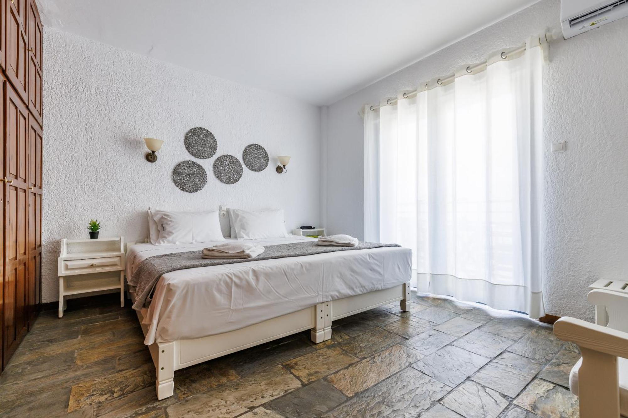 סקופלוס טאון Amalia Hotel מראה חיצוני תמונה